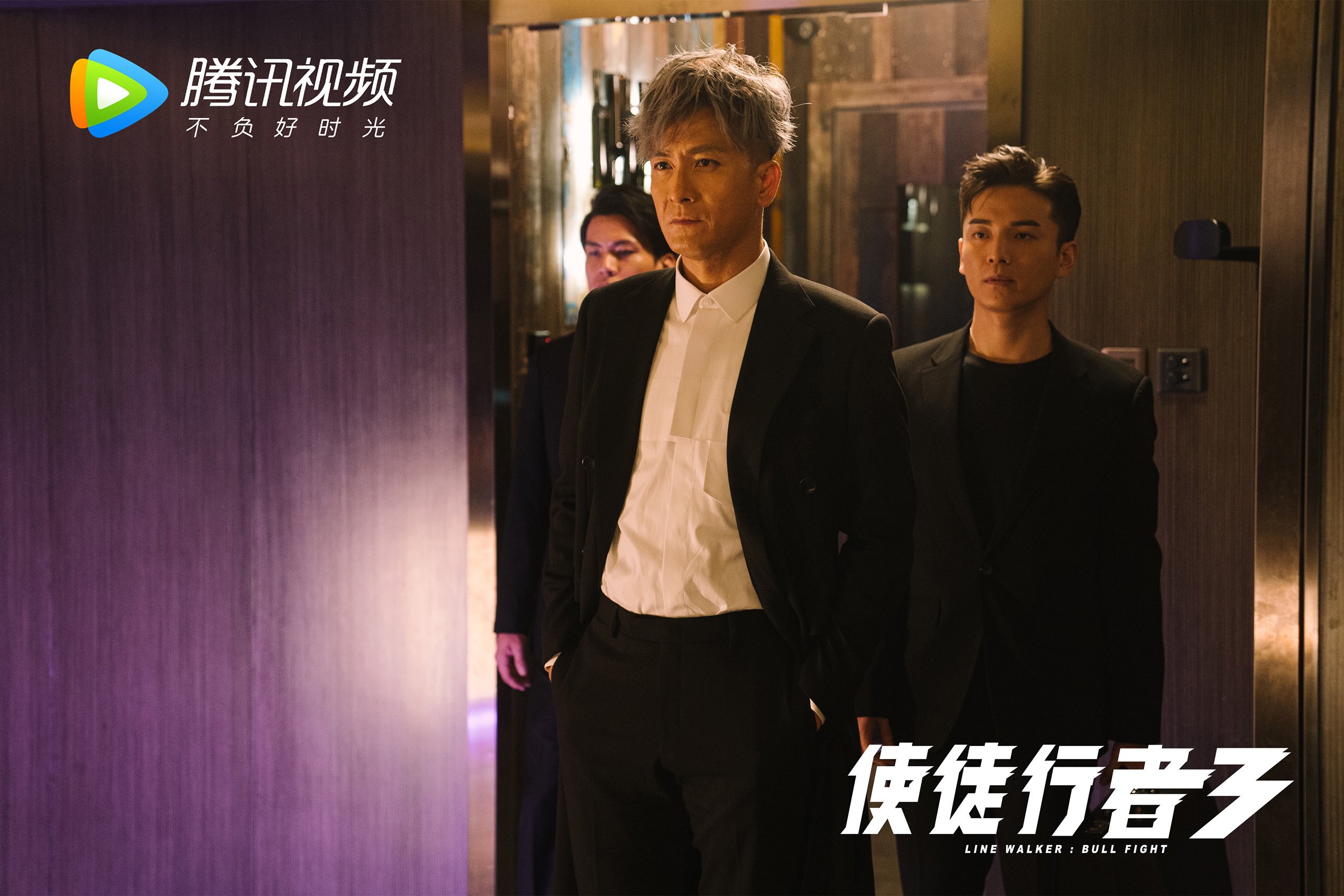 简：凭借极致的灵活性，成为全黑队边路的威胁，简嫃百科